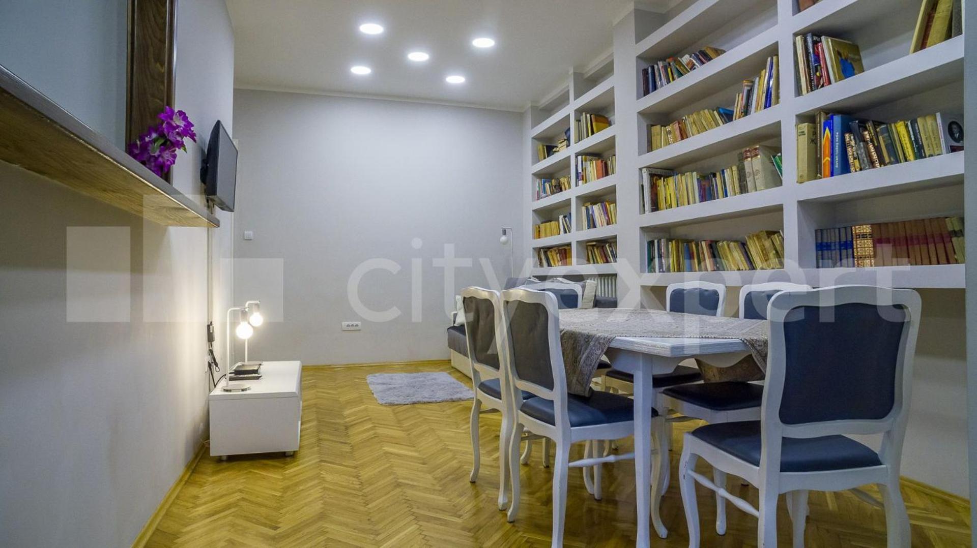 Downtown Apartment In Walk Zone With 3 Bedrooms And Garage Novi Sad Ngoại thất bức ảnh