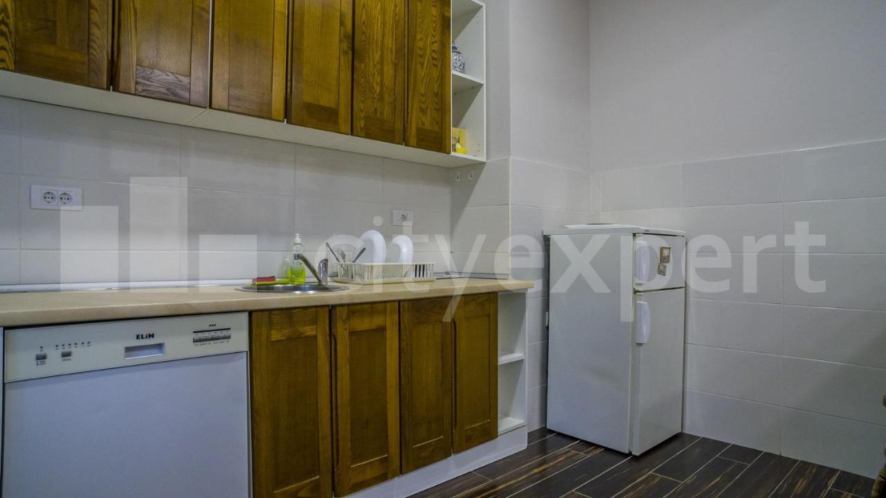 Downtown Apartment In Walk Zone With 3 Bedrooms And Garage Novi Sad Ngoại thất bức ảnh