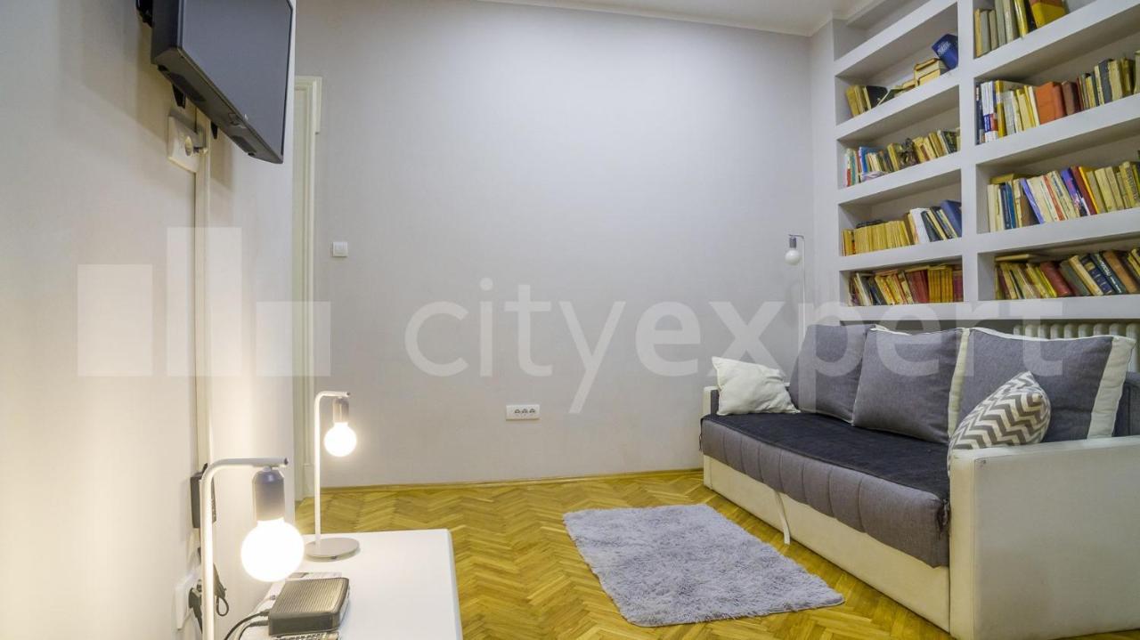 Downtown Apartment In Walk Zone With 3 Bedrooms And Garage Novi Sad Ngoại thất bức ảnh